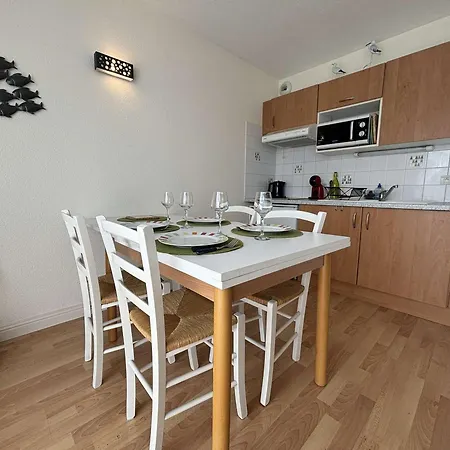 Cosy Avec Balcon, Parking Et Piscine - La Rochelle - Fr-1-246-692 Apartment La Rochelle (Charente-Maritime)